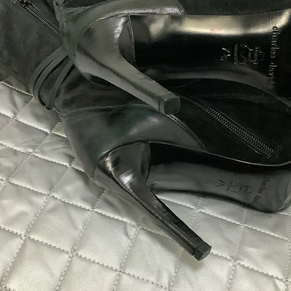 Charles David Black suede Heeled Boots, Size 7.5 - Picture 14 of 14